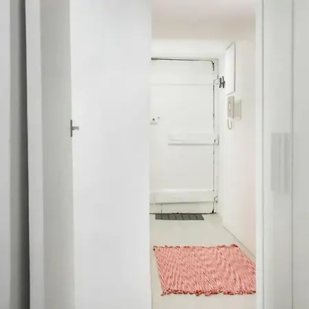 Home4u - Secret In Center Daire Lisboa