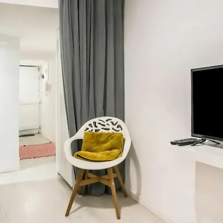 Апартаменты Home4u - Secret In Center