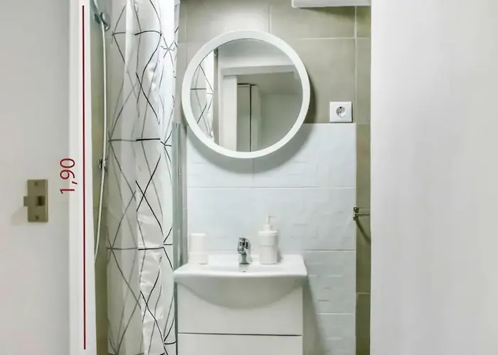 Home4u - Secret In Center Apartment *